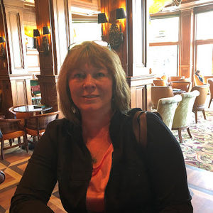 Meet your Posher, Monica